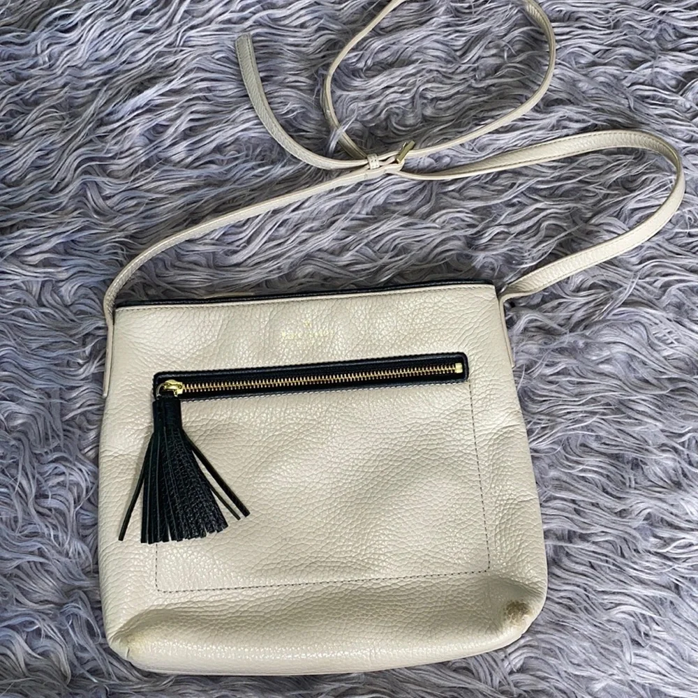 Kate Spade New York Chester street dessi Crossbody Bag Beige Strap Tassel